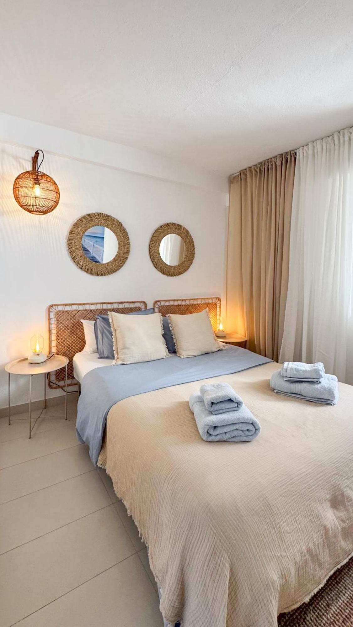 La Familia Beach House La Cala Ла-Кала-де-Міхас Номер фото